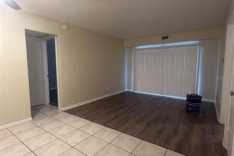 Condo in Clearwater, Florida, 2 bedrooms  № 1912469 - photo 8