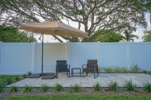 Casa en venta en Delray Beach, Florida, 3 dormitorios, 91.6 m2 № 1075621 - foto 1