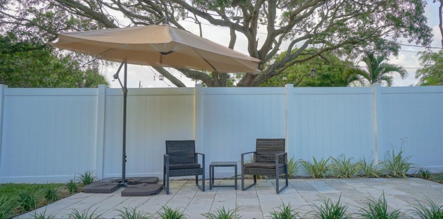 Casa en Delray Beach, Florida 3 dormitorios, 91.6 m2 № 1075621