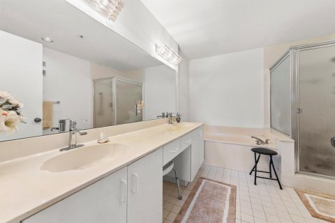 Condo in Boynton Beach, Florida, 3 bedrooms  № 2194445 - photo 19