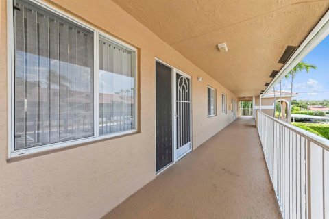 Condo in Boynton Beach, Florida, 3 bedrooms  № 2194445 - photo 26