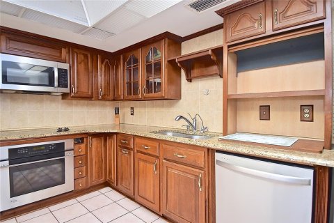 Casa en venta en Sarasota, Florida, 3 dormitorios, 136.38 m2 № 2430938 - foto 13