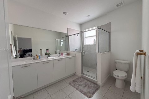 Townhouse in Miami, Florida 3 bedrooms, 133.97 sq.m. № 2046619 - photo 19