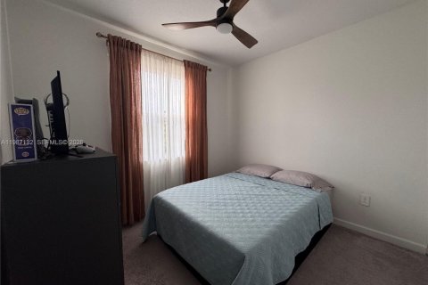 Townhouse in Miami, Florida 3 bedrooms, 133.97 sq.m. № 2046619 - photo 23