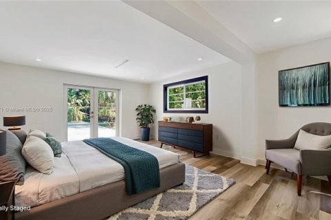 Villa ou maison à vendre à Miami, Floride: 4 chambres, 307.69 m2 № 1942663 - photo 21