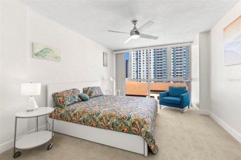 Condominio en venta en Saint Petersburg, Florida, 1 dormitorio, 75.34 m2 № 1574572 - foto 15