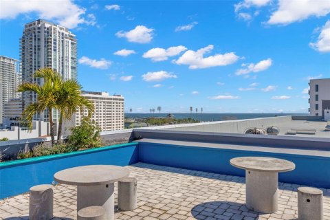 Condominio en venta en Saint Petersburg, Florida, 1 dormitorio, 75.34 m2 № 1574572 - foto 26