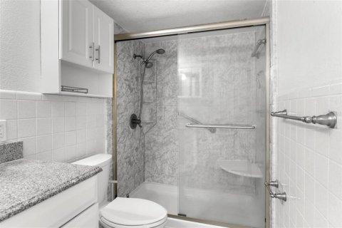 Condominio en venta en Saint Petersburg, Florida, 1 dormitorio, 75.34 m2 № 1574572 - foto 21