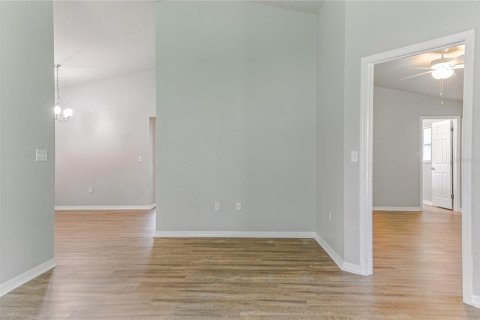 Villa ou maison à vendre à Zephyrhills, Floride: 3 chambres, 116.13 m2 № 1849361 - photo 20