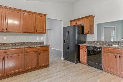 Villa ou maison à vendre à Zephyrhills, Floride: 3 chambres, 116.13 m2 № 1849361 - photo 10