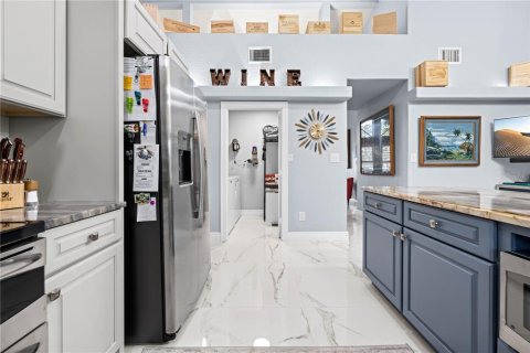 Villa ou maison à vendre à Port Richey, Floride: 4 chambres, 241.36 m2 № 1717694 - photo 19