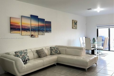 Townhouse in Homestead, Florida 3 bedrooms, 169.73 sq.m. № 1836554 - photo 7