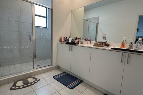 Townhouse in Homestead, Florida 3 bedrooms, 169.73 sq.m. № 1836554 - photo 11