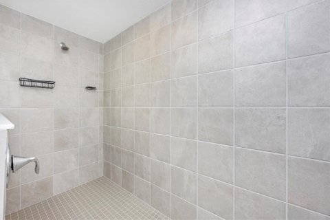 Condo in Venice, Florida, 3 bedrooms in WELLEN PARK № 2299033 - photo 27