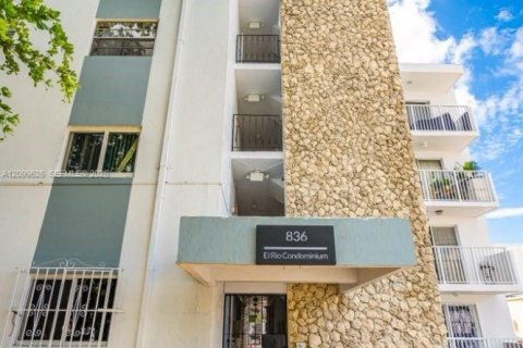 Condo à Miami, Floride, 2 chambres № 2397530