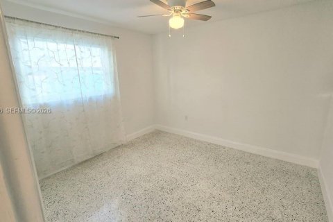 Copropriété à louer à Miami, Floride: 2 chambres, 68.84 m2 № 2397530 - photo 14
