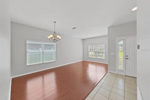Villa ou maison à louer à Gibsonton, Floride: 4 chambres, 178.09 m2 № 2388291 - photo 6