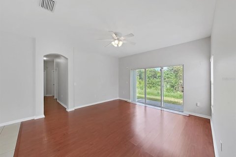 Villa ou maison à louer à Gibsonton, Floride: 4 chambres, 178.09 m2 № 2388291 - photo 20