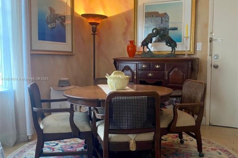 Condominio en venta en Miami Beach, Florida, 1 dormitorio, 41.81 m2 № 1790664 - foto 11