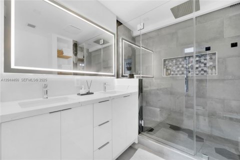 Adosado en alquiler en Homestead, Florida, 3 dormitorios, 171.87 m2 № 2171263 - foto 21
