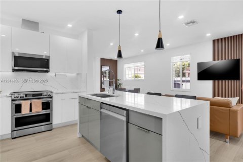 Adosado en alquiler en Homestead, Florida, 3 dormitorios, 171.87 m2 № 2171263 - foto 4