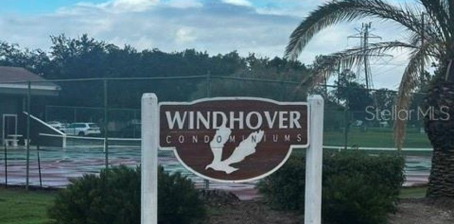 Immobilier commercial à Orlando, Floride 10 chambres, 105.82 m2 № 2424311