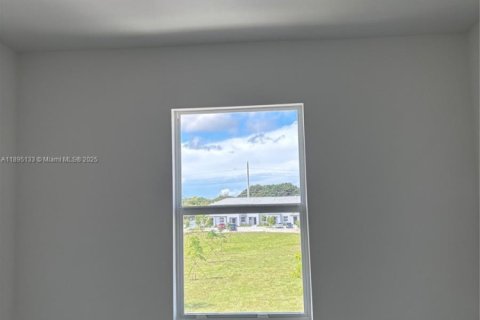 Adosado en alquiler en Homestead, Florida, 3 dormitorios № 1948108 - foto 20