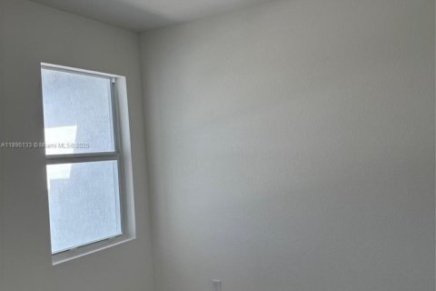 Adosado en alquiler en Homestead, Florida, 3 dormitorios № 1948108 - foto 21