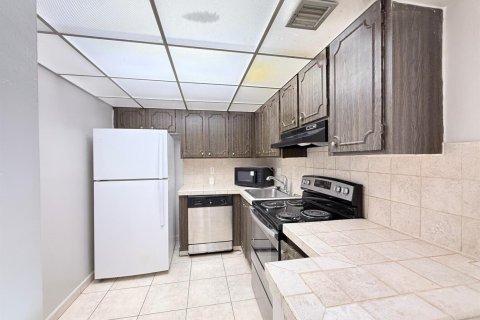 Condo in Boca Raton, Florida, 2 bedrooms  № 2400505 - photo 5