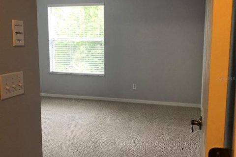 Condo in Orlando, Florida, 3 bedrooms  № 2126730 - photo 14