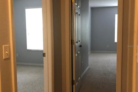 Condo in Orlando, Florida, 3 bedrooms  № 2126730 - photo 21