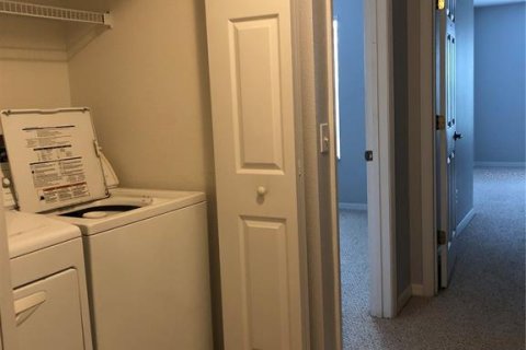 Condo in Orlando, Florida, 3 bedrooms  № 2126730 - photo 20