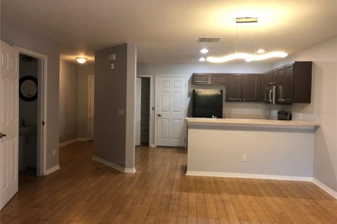 Condo in Orlando, Florida, 3 bedrooms  № 2126730 - photo 7