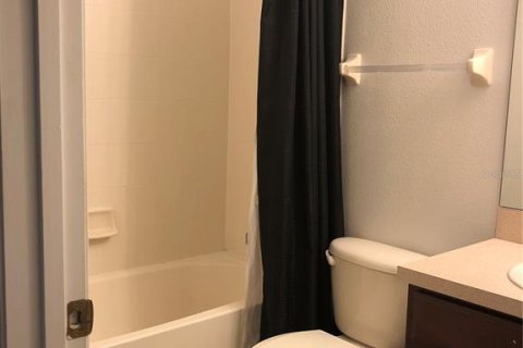 Condo in Orlando, Florida, 3 bedrooms  № 2126730 - photo 25