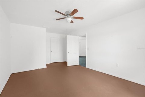 House in Spring Hill, Florida 3 bedrooms, 181.07 sq.m. № 1801312 - photo 29
