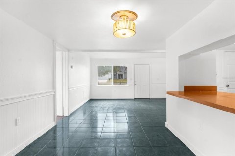 House in Spring Hill, Florida 3 bedrooms, 181.07 sq.m. № 1801312 - photo 13