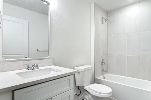 Casa en alquiler en North Port, Florida, 3 dormitorios, 148.64 m2 № 2201591 - foto 11