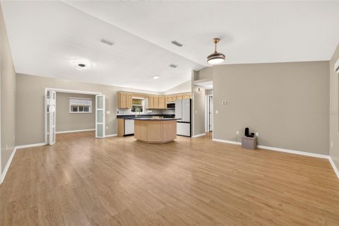Купить виллу или дом в Даннеллон, Флорида 6 комнат, 130.34м2, № 2354871 - фото 8