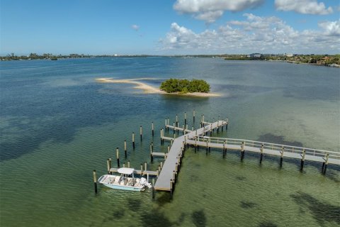 Villa ou maison à vendre à Osprey, Floride: 2 chambres, 144.46 m2 № 2143106 - photo 8