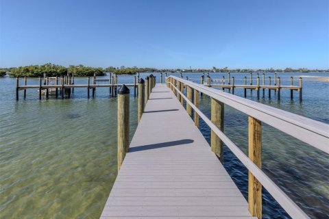 Villa ou maison à vendre à Osprey, Floride: 2 chambres, 144.46 m2 № 2143106 - photo 9