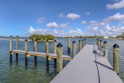 Villa ou maison à vendre à Osprey, Floride: 2 chambres, 144.46 m2 № 2143106 - photo 10