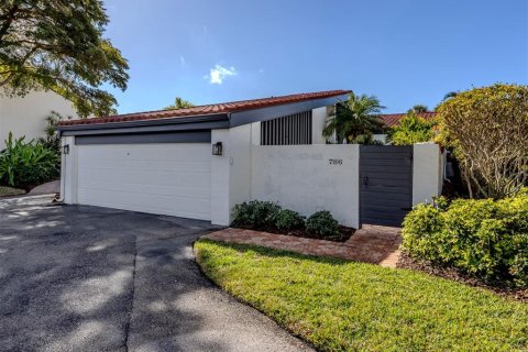 Villa ou maison à vendre à Osprey, Floride: 2 chambres, 144.46 m2 № 2143106 - photo 2