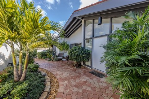 Villa ou maison à vendre à Osprey, Floride: 2 chambres, 144.46 m2 № 2143106 - photo 4