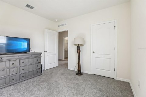 Casa en venta en Saint Cloud, Florida, 5 dormitorios, 227.7 m2 № 2209385 - foto 11