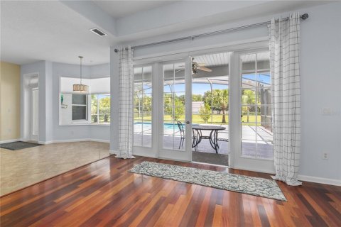 Casa en venta en Mount Dora, Florida, 3 dormitorios, 223.62 m2 № 1827350 - foto 3