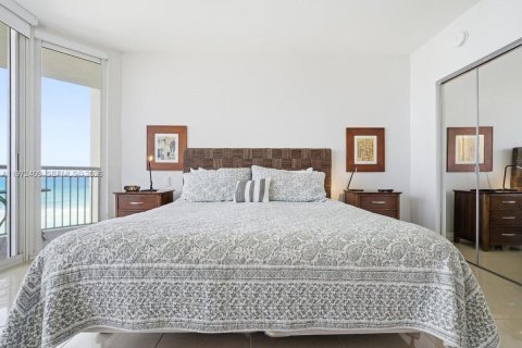 Купить кондоминиум в Санни-Айлс-Бич, Флорида 1 спальня, 89.19м2, № 2041426 - фото 24