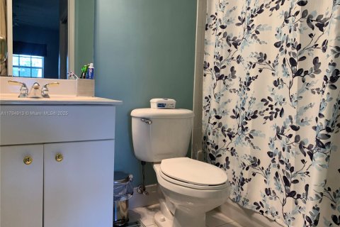 Copropriété à louer à Doral, Floride: 2 chambres, 106.84 m2 № 1708926 - photo 13