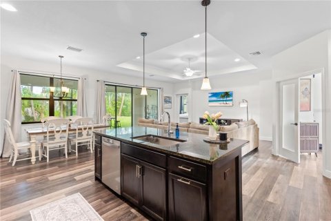 Casa en venta en Port Charlotte, Florida, 4 dormitorios, 174.47 m2 № 2139091 - foto 12