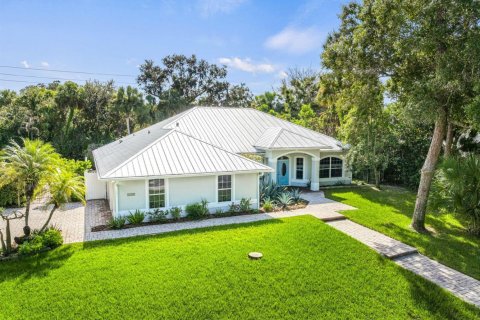 House in Vero Beach, Florida 3 bedrooms, 241.36 sq.m. № 2353779