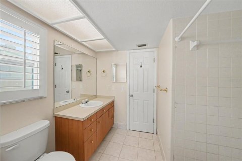 House in Largo, Florida 3 bedrooms, 132.29 sq.m. № 2419194 - photo 16